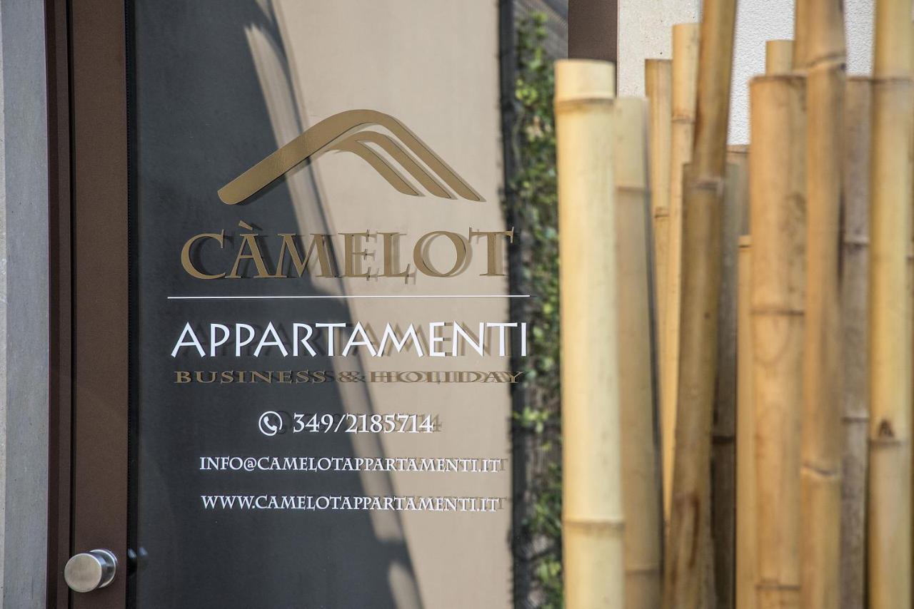 Camelot Appartamenti - Business E Holiday سان مارتينو بون ألبرغو المظهر الخارجي الصورة