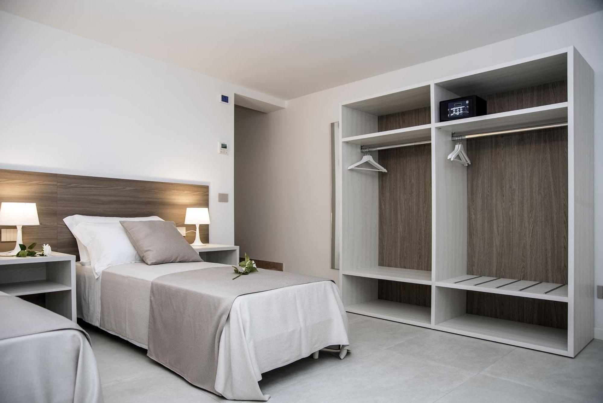 Camelot Appartamenti - Business E Holiday سان مارتينو بون ألبرغو المظهر الخارجي الصورة
